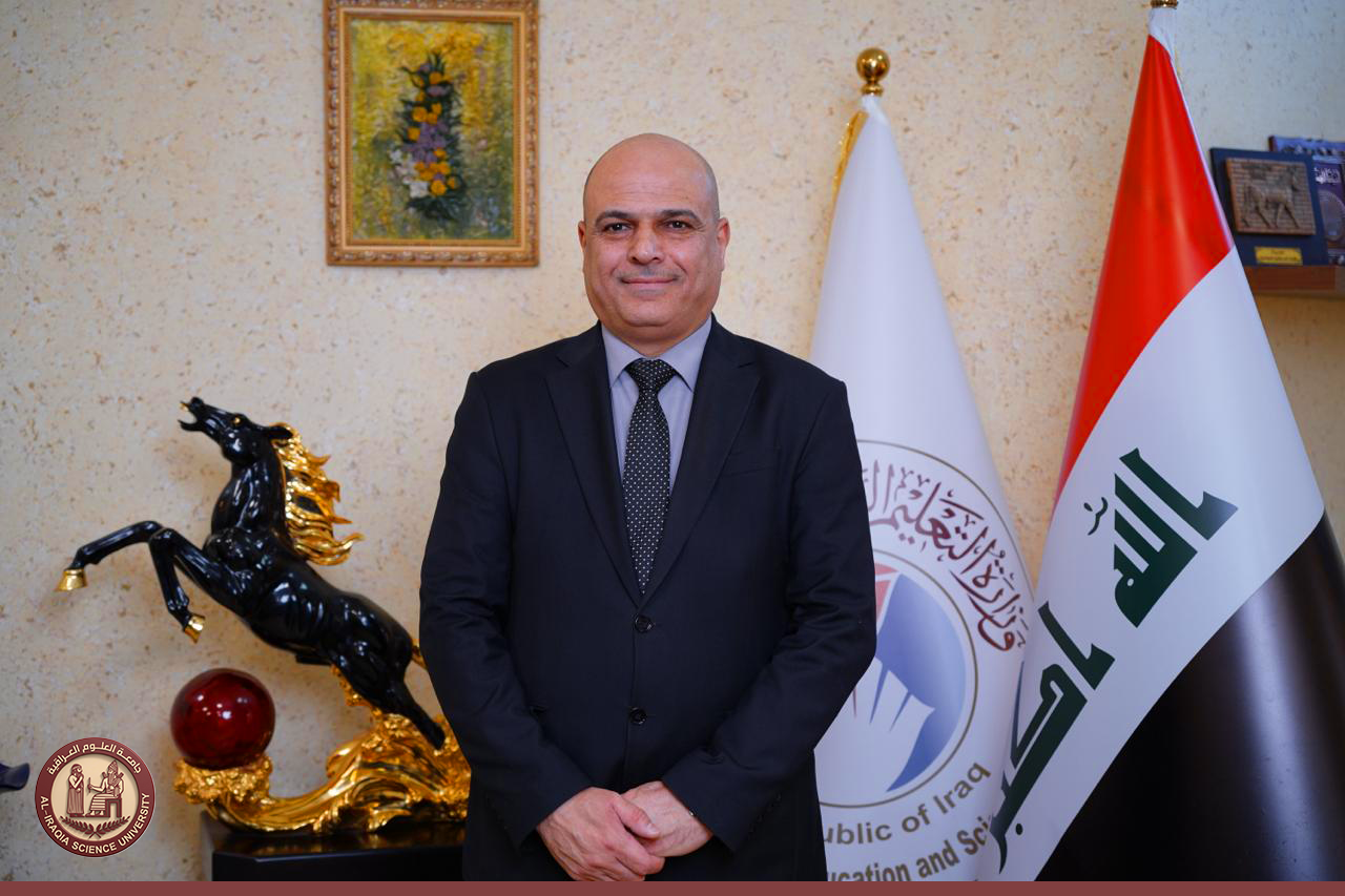 عميد كلية القانون